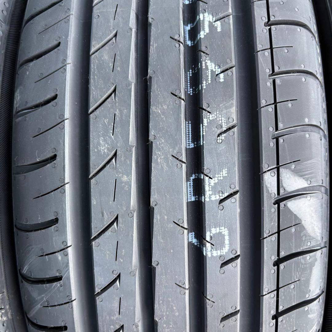 未使用品　205/60R16 YOKOHAMA 4本セット2024年製造