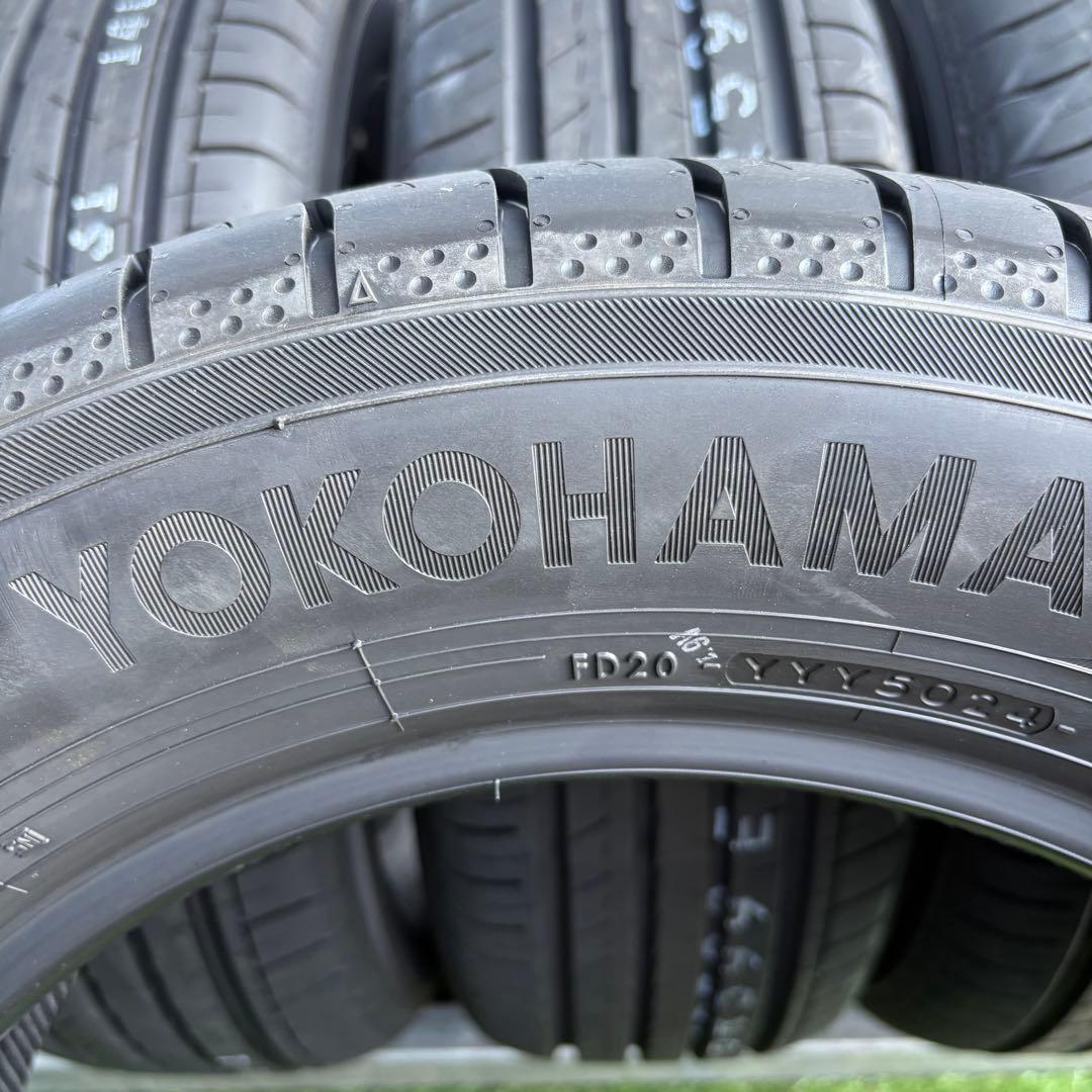 未使用品　205/60R16 YOKOHAMA 4本セット2024年製造