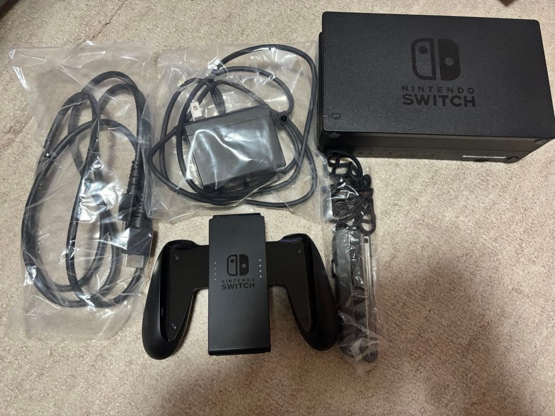 Nintendo Switch 本体 ピンク/パープル