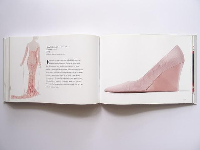 洋書◆靴の写真集 本 ヒール デザイン ファッション