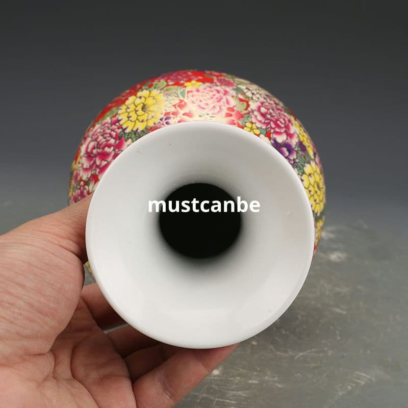 清乾隆琺瑯彩紅地万花賞瓶 景徳鎮 陶磁器 装飾品 現代工芸品 美術品 置物