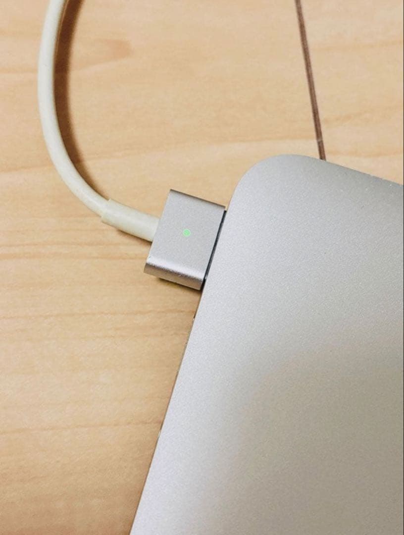 macbook air 11インチ 本体