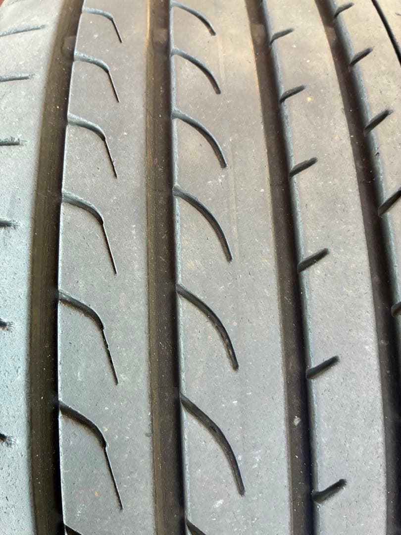ブルーアースRV02 225/45R18 4本セット