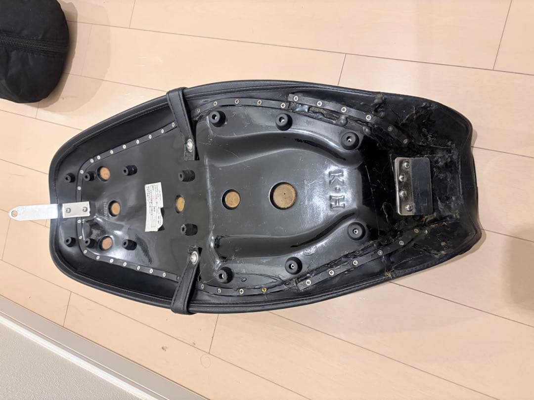 スポーツスター〜04用K&Hダブルシート