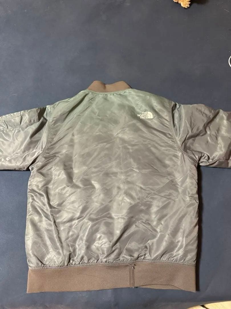 The North Face MA-1 フライトジャケット オリーブグリーン