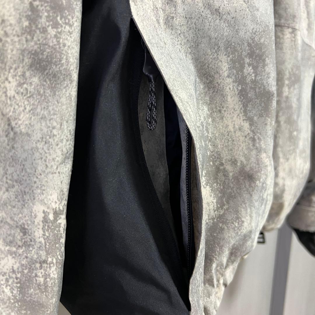 【美品】DC Shoes スノーボードジャケット Mサイズ