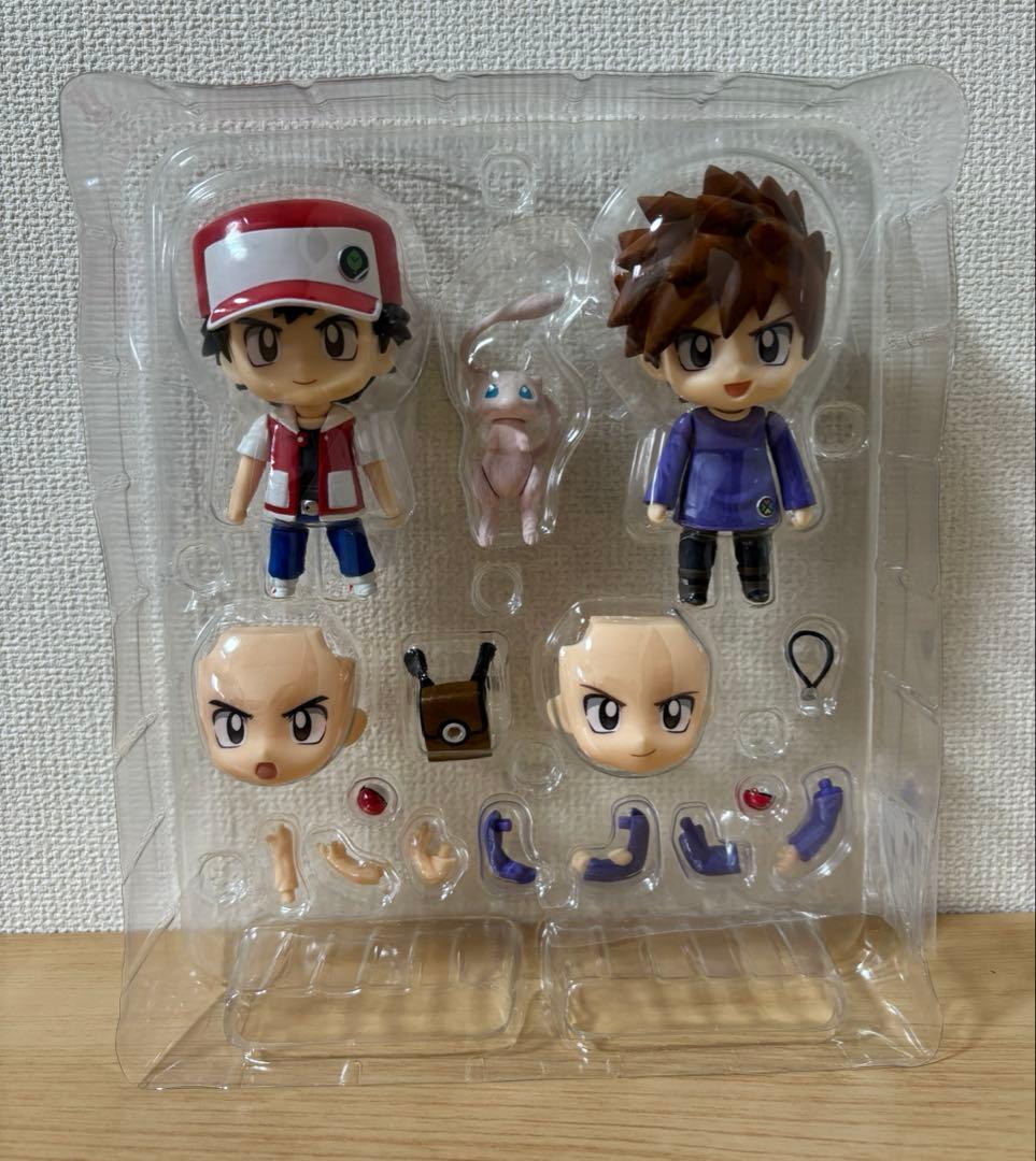ポケモン レッド&グリーン ねんどろいど フィギュア