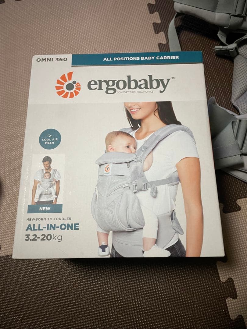 ergobaby OMNI 360 抱っこ紐 グレー　ソレイアード防寒ケープ付き