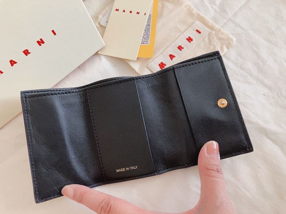 MARNI✨マルニ　ロゴ　ミニウォレット三つ折り財布　アイボリー系*
