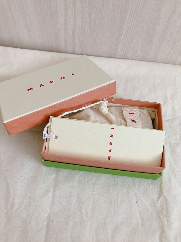 MARNI✨マルニ　ロゴ　ミニウォレット三つ折り財布　アイボリー系*
