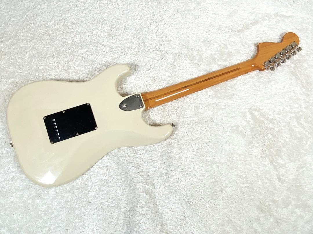 TOKAI　トーカイ　シルバースター　ストラトキャスター　リッチー風