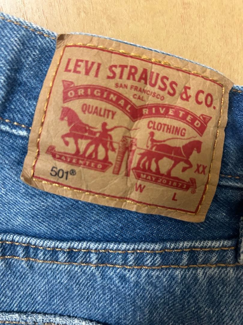【Levi＇s(R)（リーバイス(R)）】別注 501(R) CROP