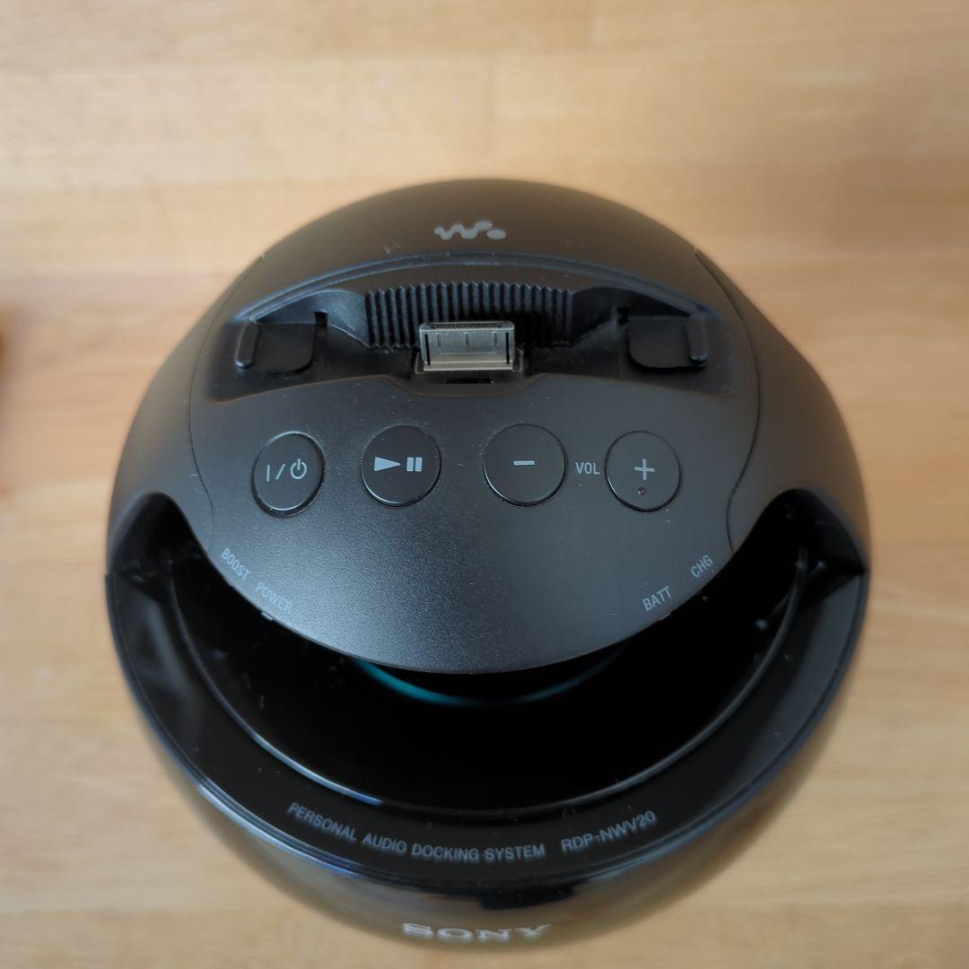 ウォークマンとスピーカー RDP-NWV20と録音ケーブルとストラップのセットす