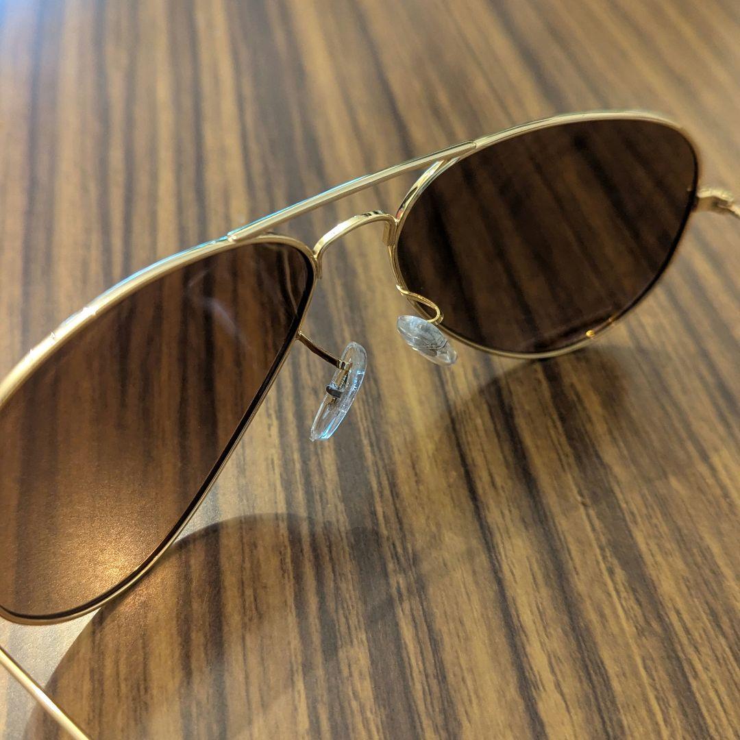 Ray-Ban アビエイター サングラス ゴールド