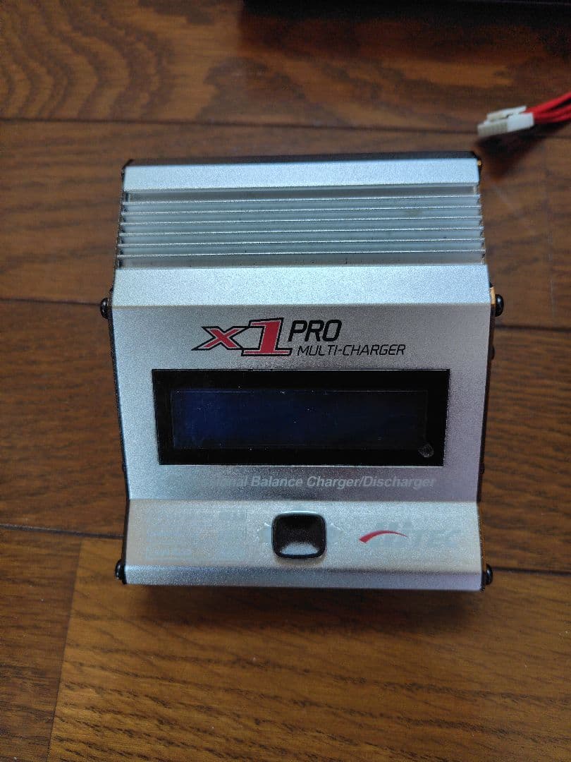 コバタツeFUEL 30A & HI-TECx1 PRO 充電器