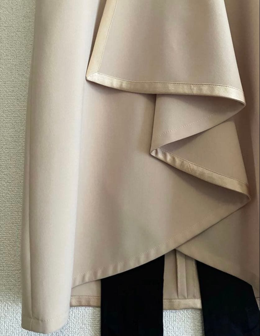MAX MARA ベージュ ドレープ巻きスカート