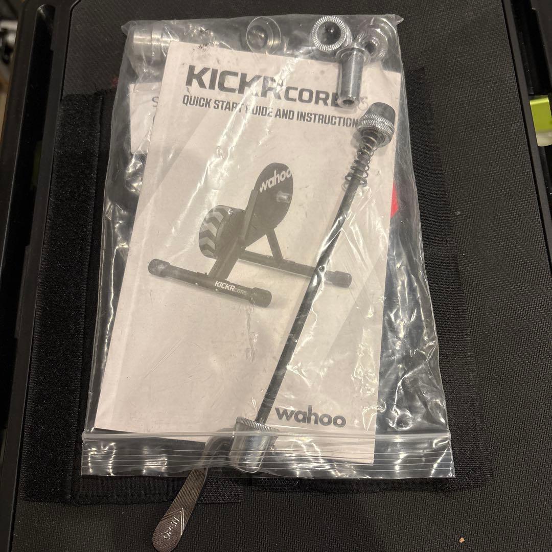 Wahoo KICKR CORE スマートローラー　スマートトレーナー