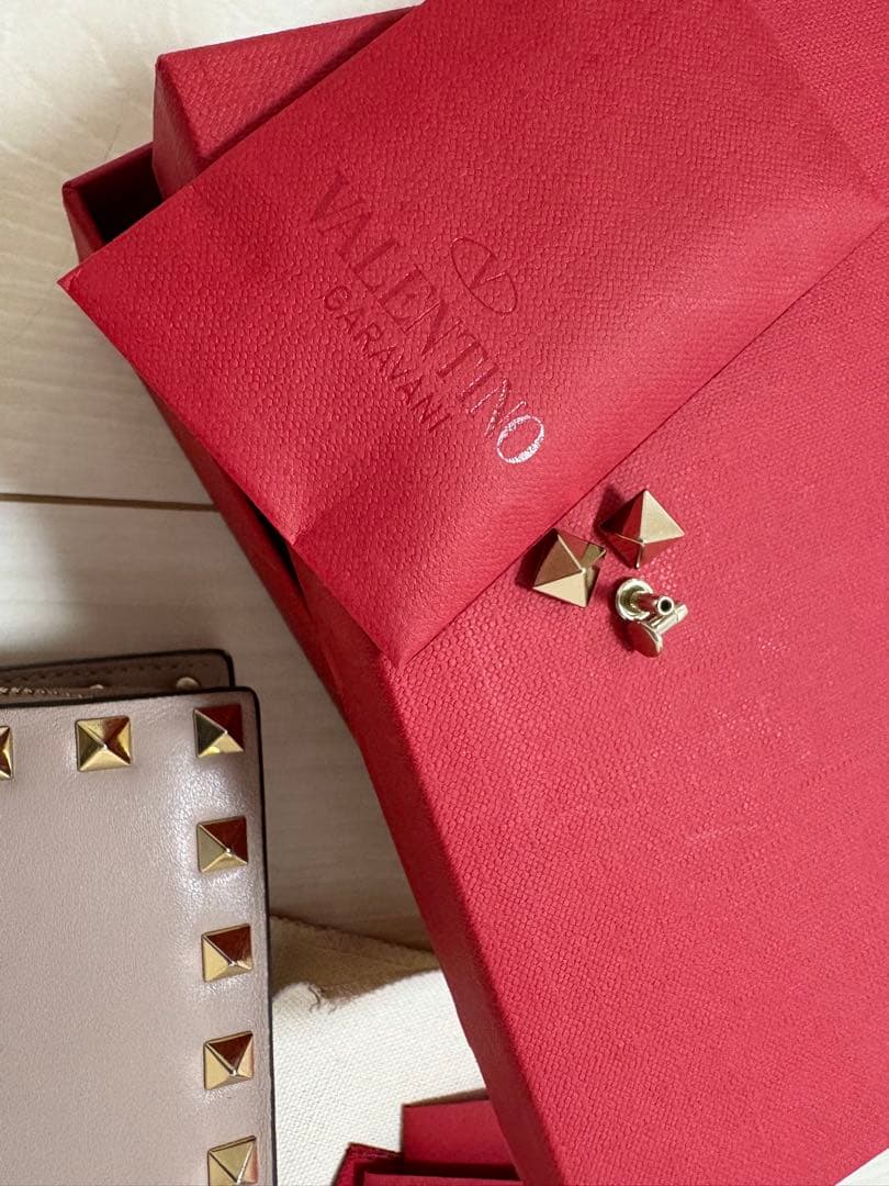 VALENTINO ヴァレンティノ　財布