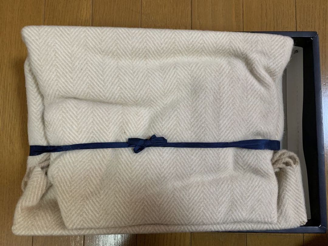 BURBERRY ウール100% ヘリンボーンストール