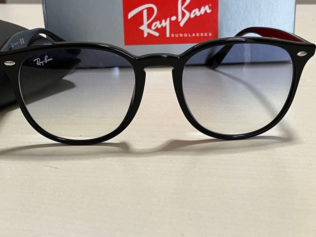 Ray-Ban ブラック オーバル型サングラス ORB4259F 箱、付属品付