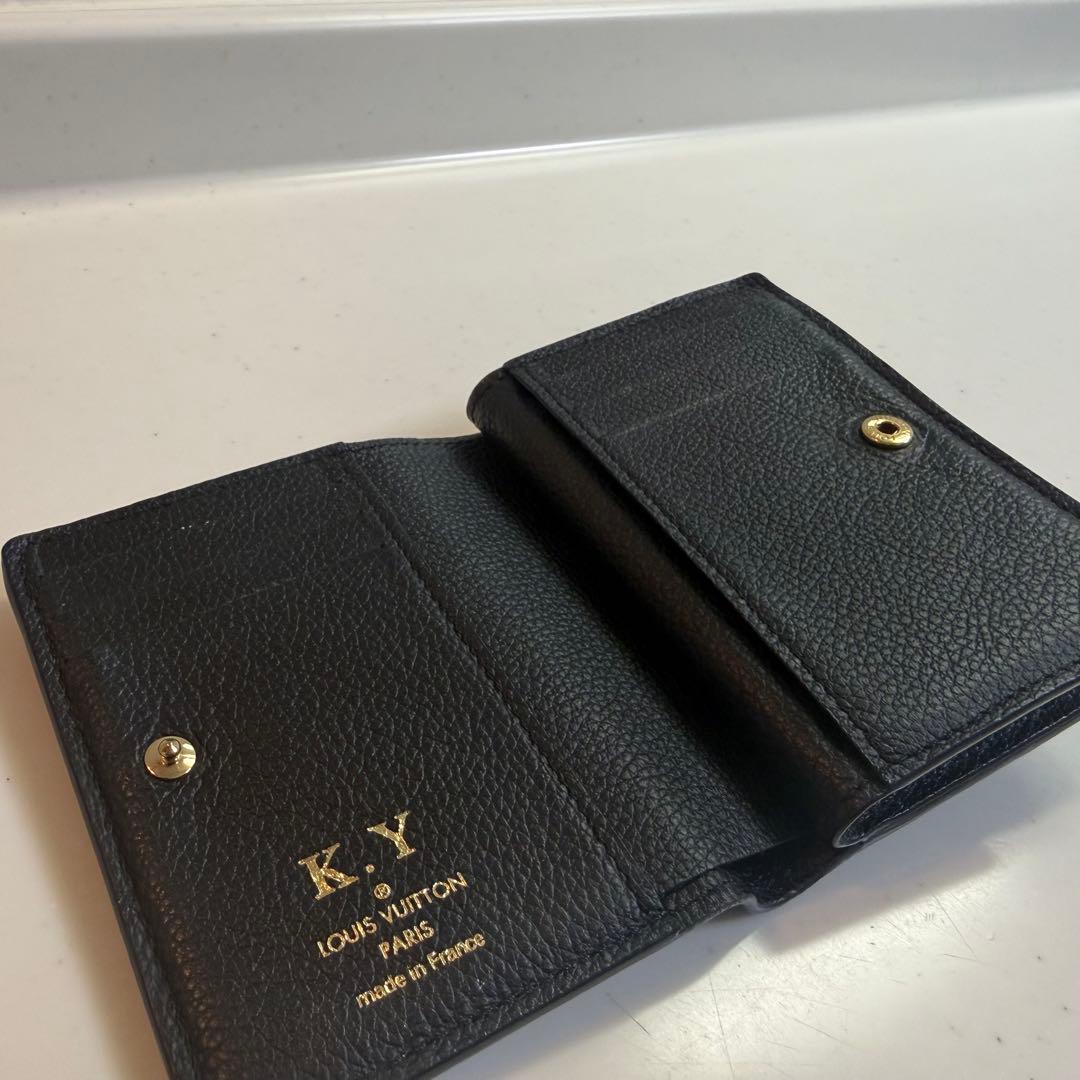 ヴィトン財布　二つ折り財布