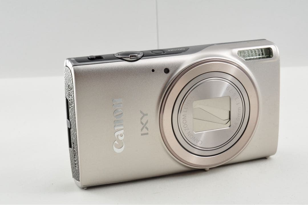 美品　Canon キャノン IXY 650 シルバー　デジカメ