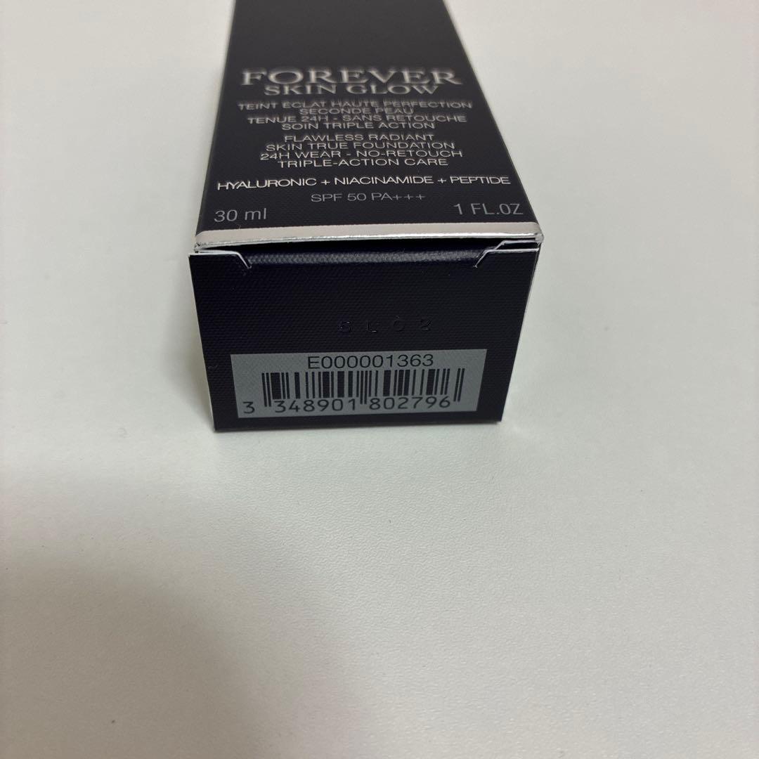 DIOR フォーエバースキングロウ 1N 30ml