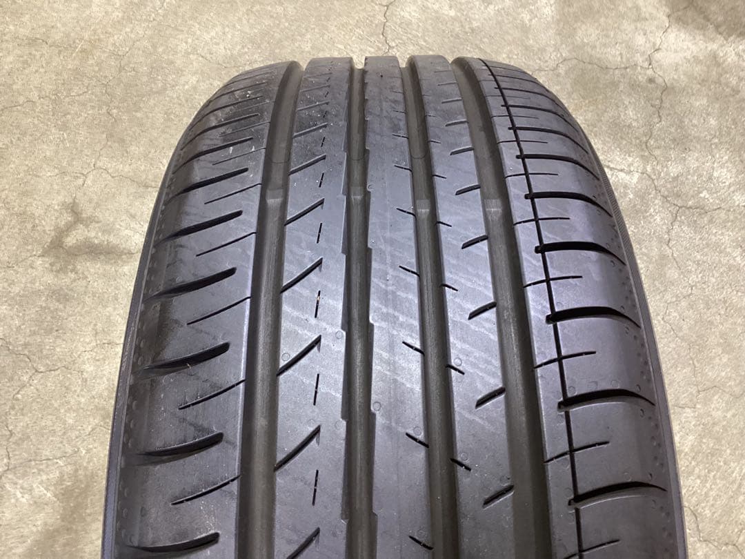 深溝 激安 215/40R18 ヨコハマ ブルーアース 夏タイヤ 2本 送料込み