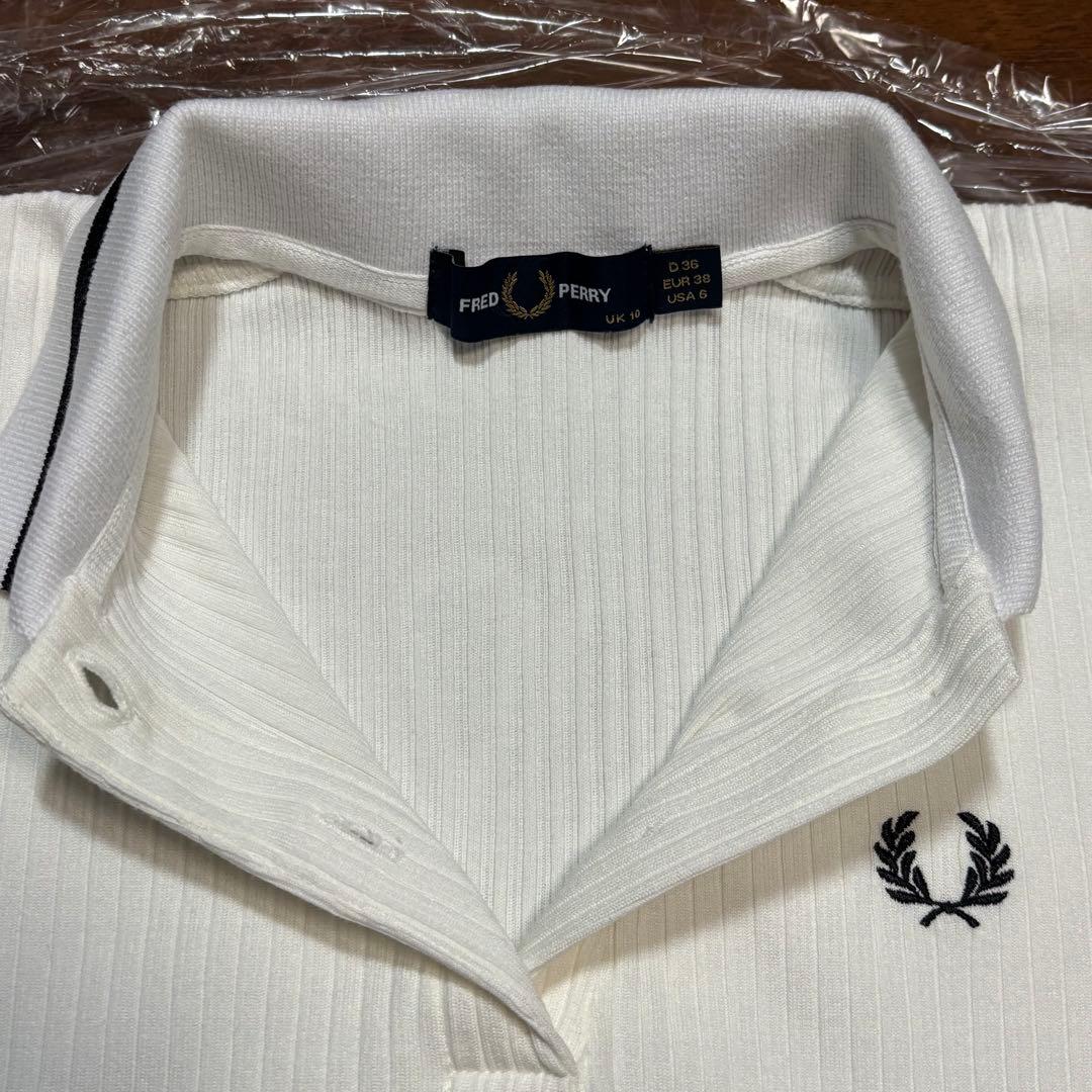 Fred Perry ホワイト 半袖ポロシャツ　リブ編み　レディース