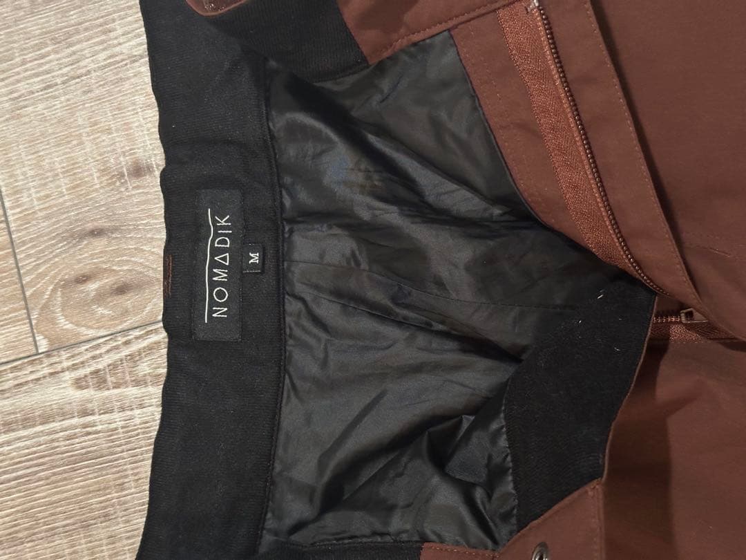 美品 NOMADIK 777 スノーボードパンツ M