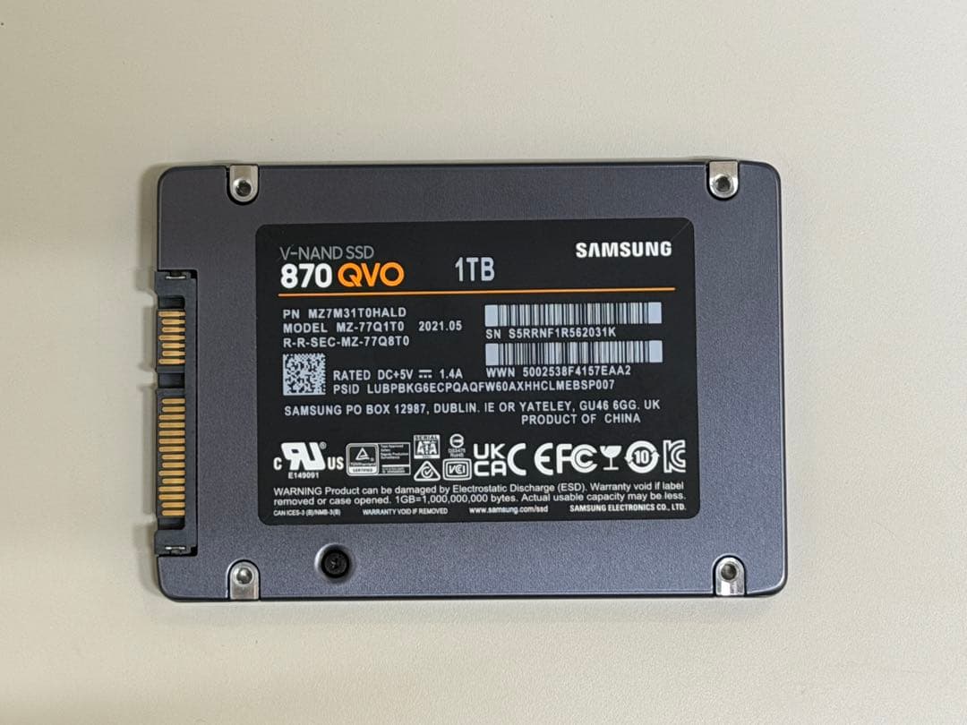 ゆ*ち様 Samsung SSD 870 QVO 1TB 2.5 SATA 動作