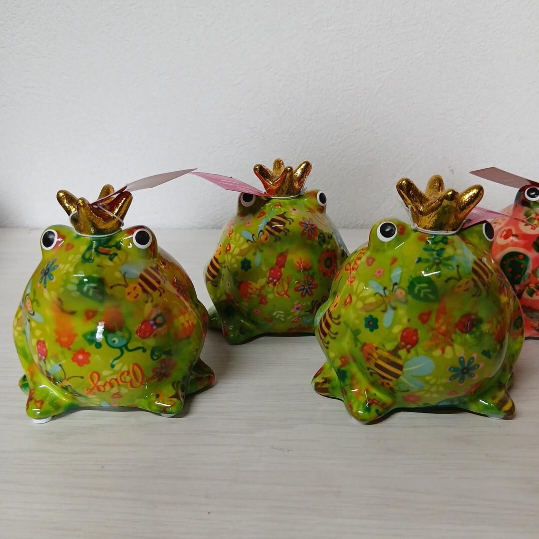 z*e様 【新品・箱付】Pomme pidou ポンピドゥ カエル 貯金箱 50