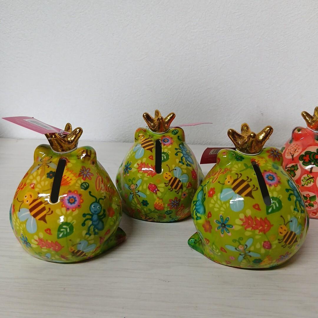 z*e様 【新品・箱付】Pomme pidou ポンピドゥ カエル 貯金箱 50