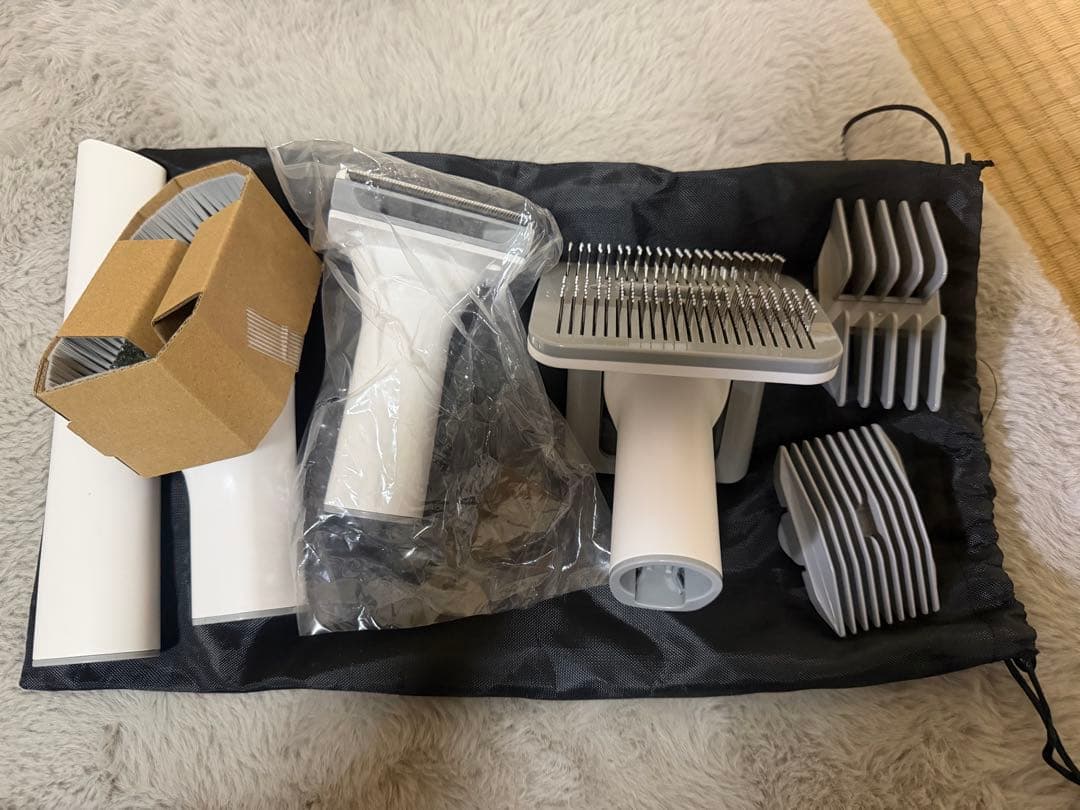AIRROBO PG100 グルーミング掃除機 5in1