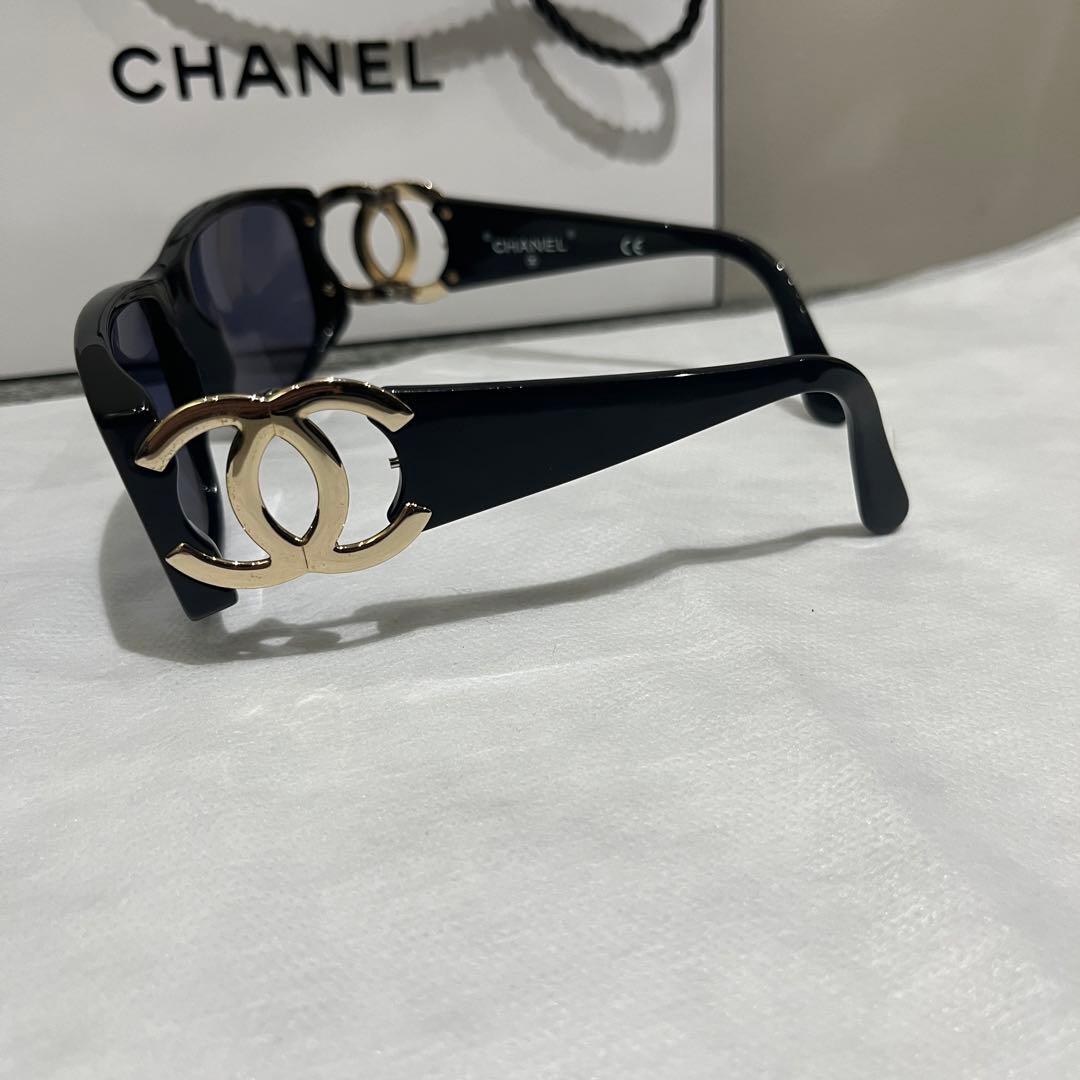 CHANELココマーク　サングラス