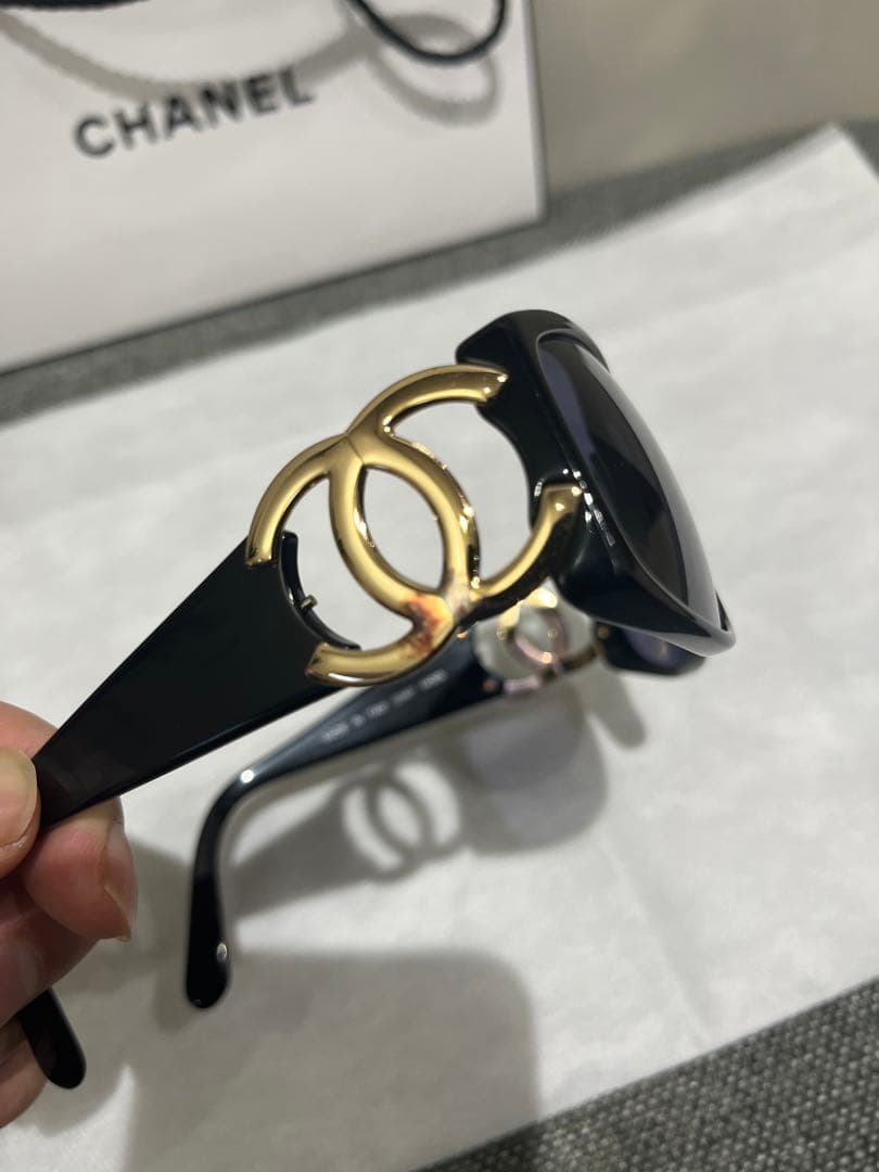 CHANELココマーク　サングラス
