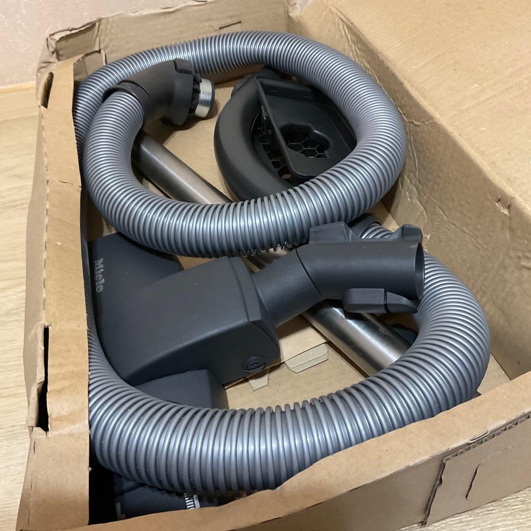 【未使用】Miele ミーレ 掃除機 S648 Compact C2 紙パック式