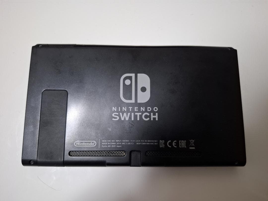 Nintendo Switch 本体　純正ドック他付属