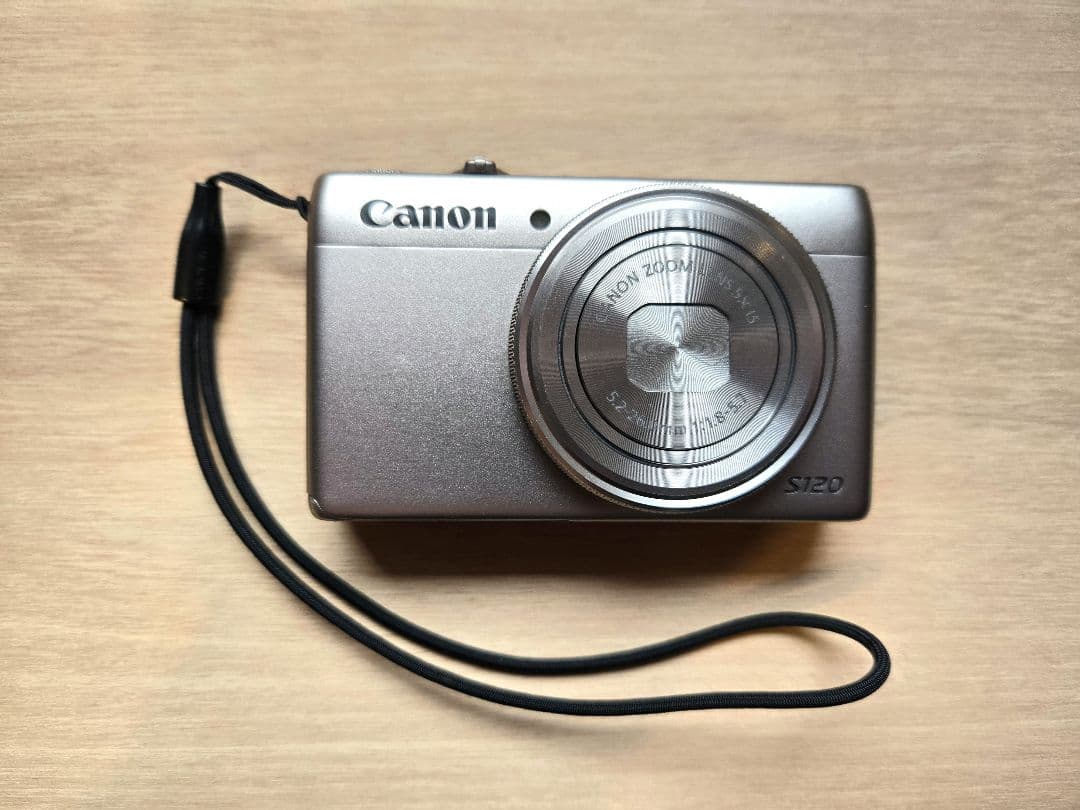Canon S120 デジタルカメラ シルバー 本体と充電器
