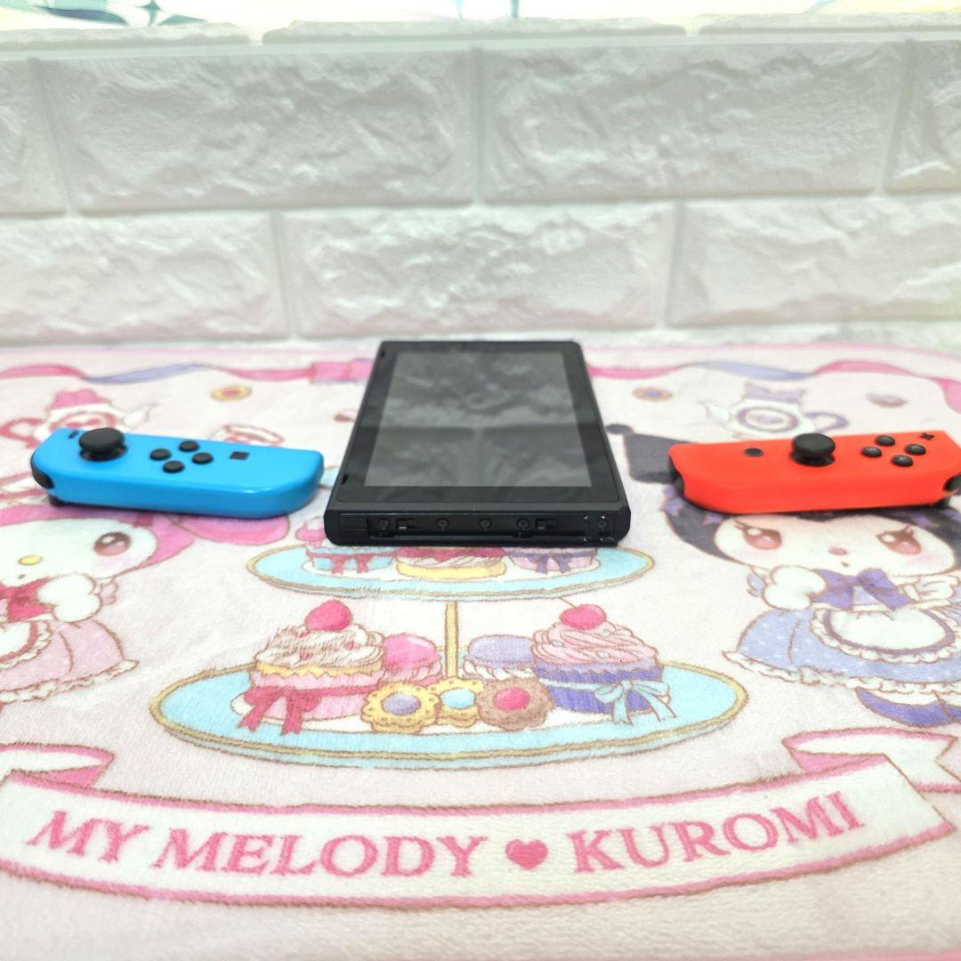 532【良品】Nintendo Switch 本体 未対策機 　 液晶キズ無し