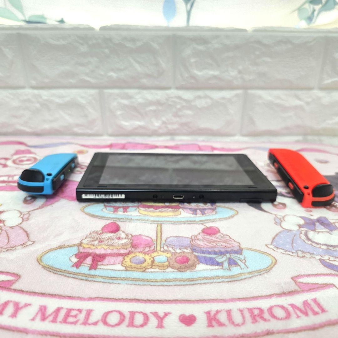 532【良品】Nintendo Switch 本体 未対策機 　 液晶キズ無し