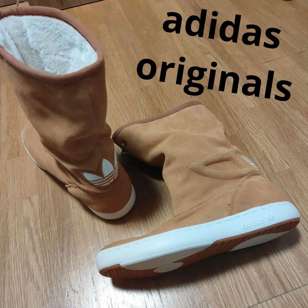 専用adidas　originals　ブーツ　adidas　ムートンブーツ