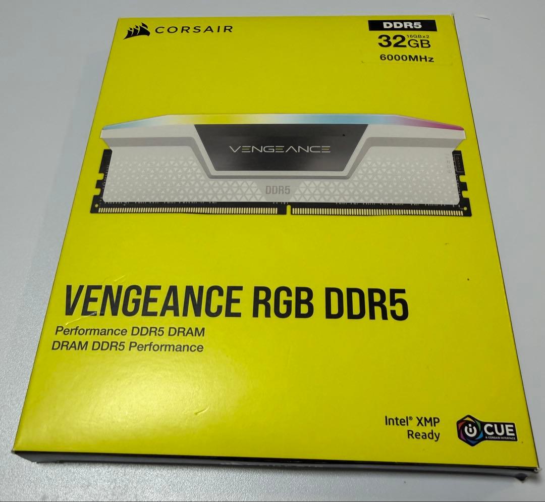 【中古】CORSAIR VENGEANCE RGB DDR5 32GB CL30