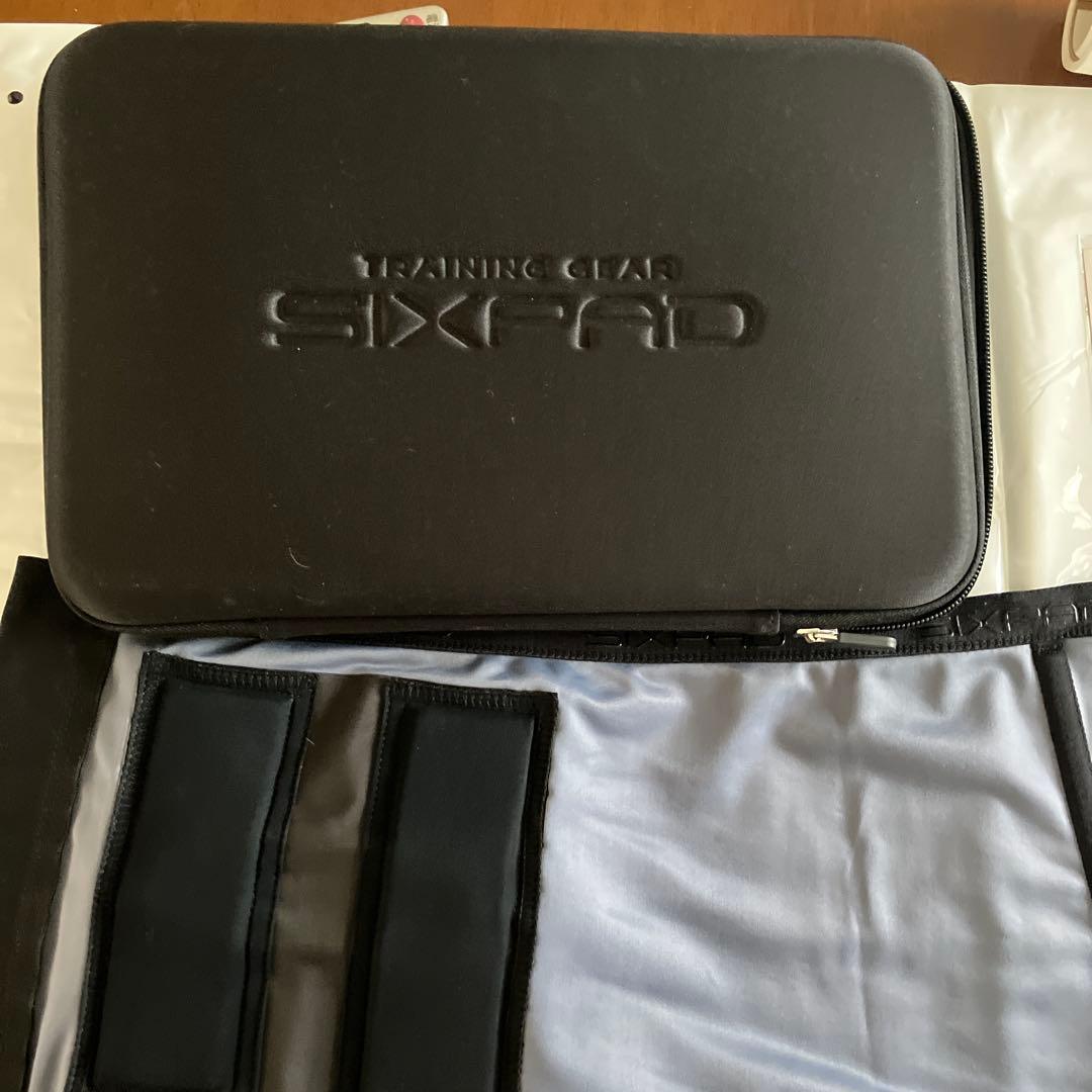 SIXPAD Powersuit Lite EMSトレーニングコントローラー付き