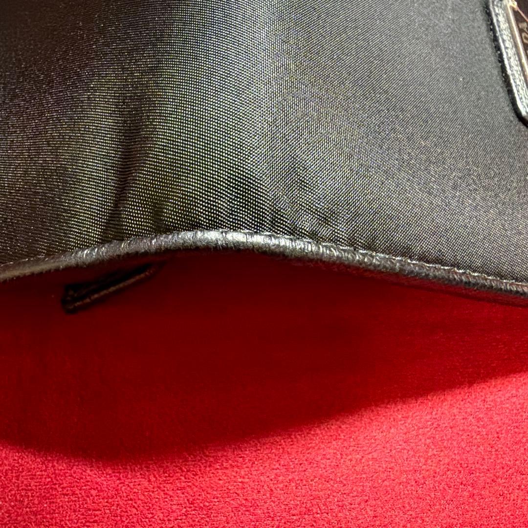 PRADA プラダ 財布 ブラック TESSUTO 二つ折り財布 ナイロン