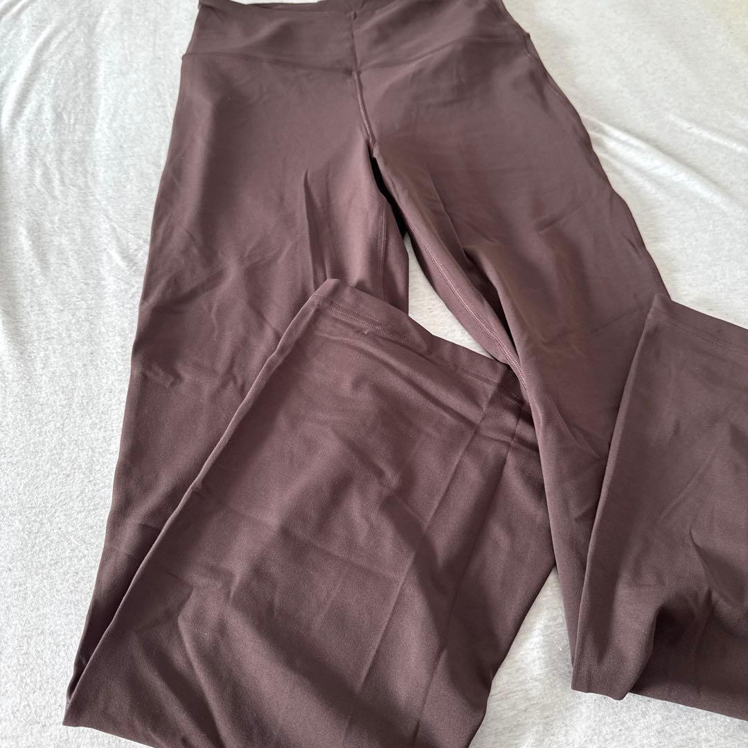 Lululemon アラインパンツ　フレア　ダークブラウン