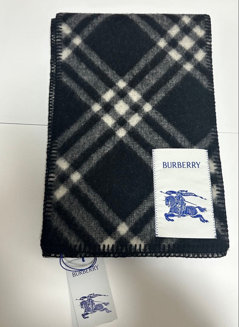 Burberryチェック ウールスカーフ