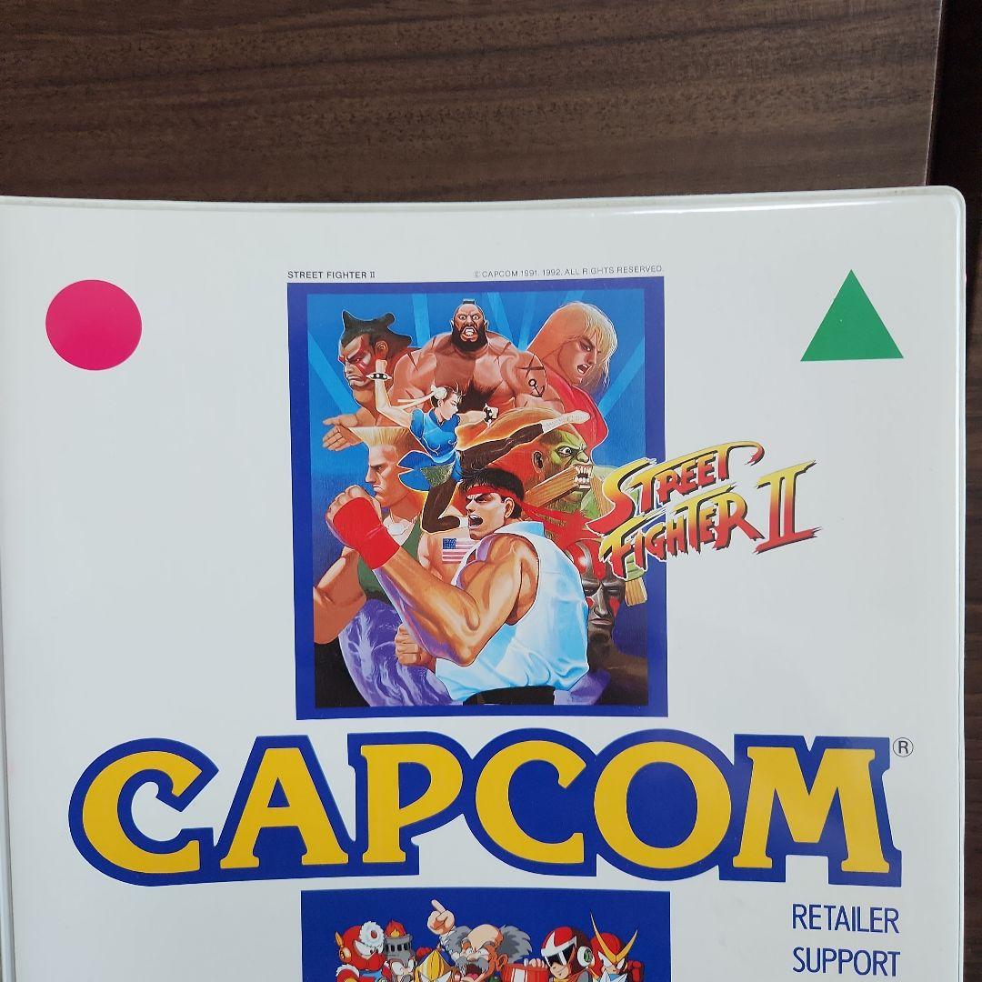 非売品カプコン 2穴ルーズリーフバインダー　ストリートファイターⅡ&ロックマン