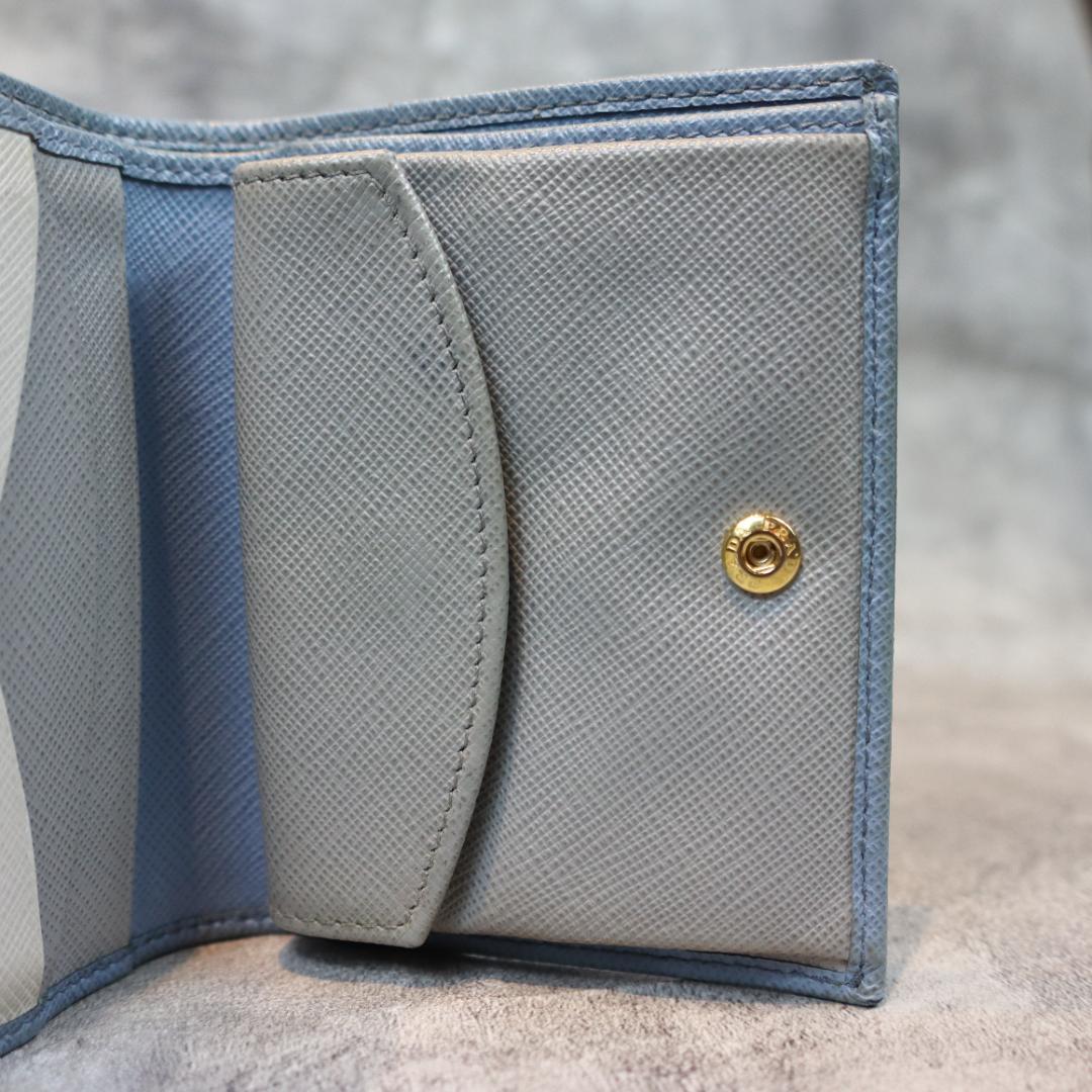 PRADA プラダ サフィアーノレザー 二つ折り財布 箱・ギャランティカード付き