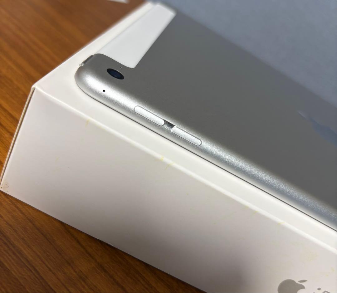 iPad Air 2 Wi-Fi+Cellular 16GB au版